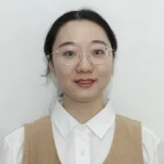 Iris Zhong（仲瓏瑀老師）