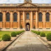 從小去英國學校就讀是通往劍橋牛津的最佳途徑嗎？